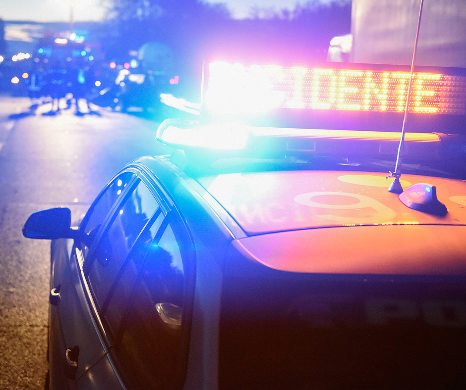 Voragine in strada, mezzo Hera resta bloccato