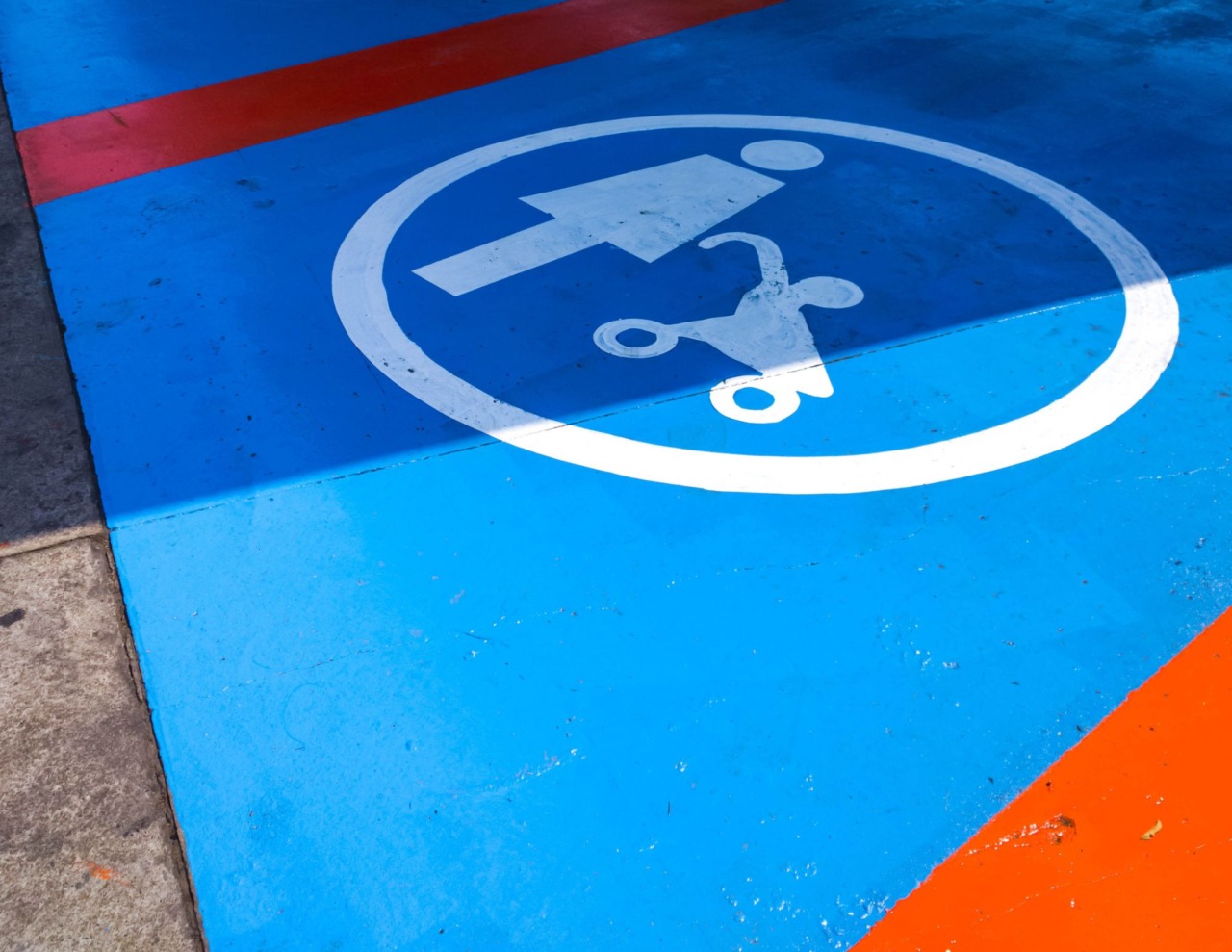 A Ravenna più parcheggi rosa vicino ai servizi familiari